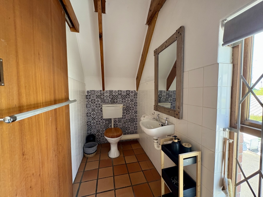 4 Bedroom Property for Sale in Hoog En Droog Western Cape